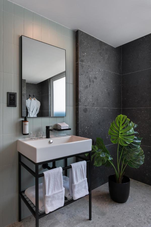 Hotel Mistral St Julian'S, Affiliated By Melia Saint Julian's Bagian luar foto