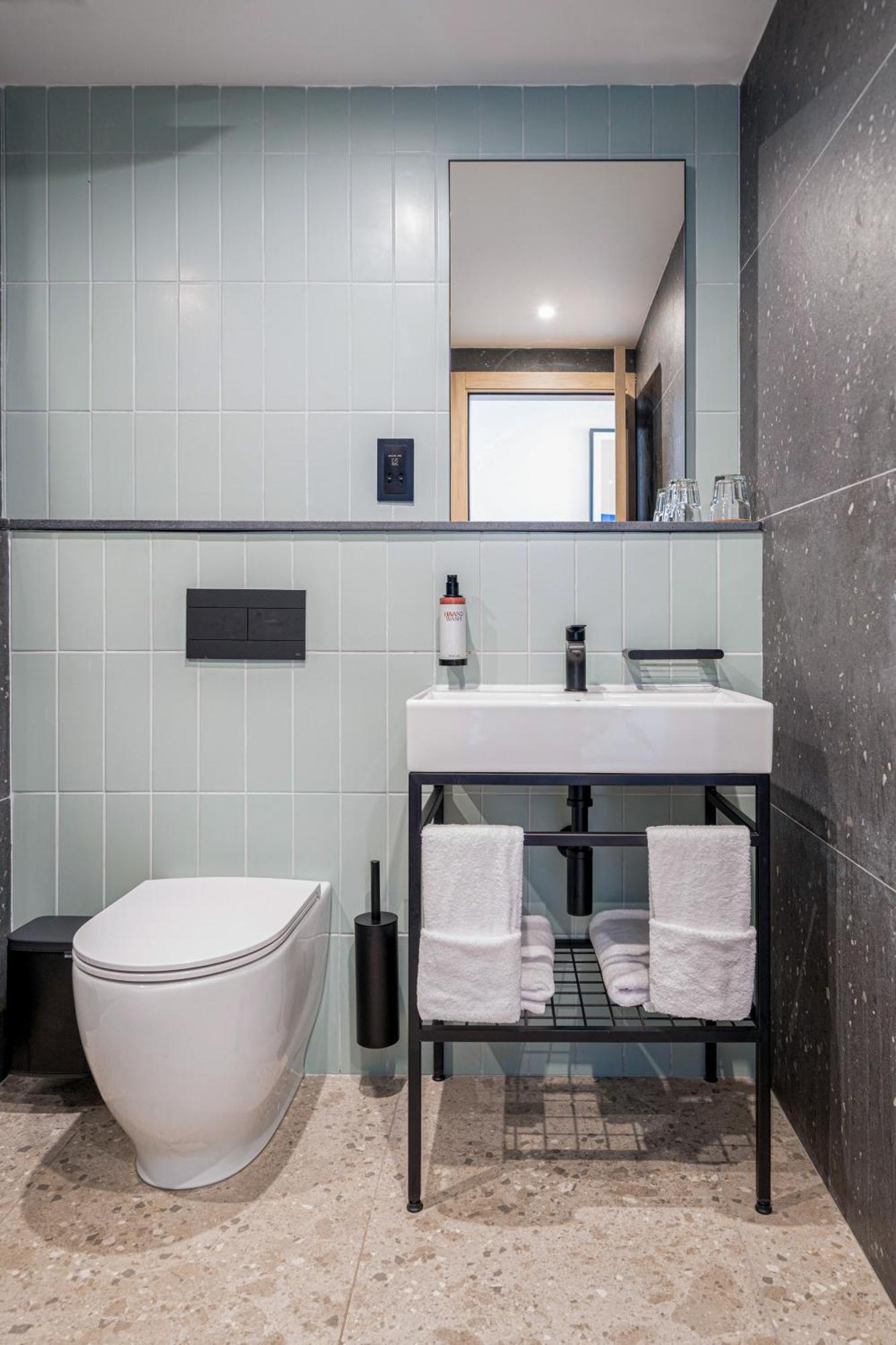 Hotel Mistral St Julian'S, Affiliated By Melia Saint Julian's Bagian luar foto