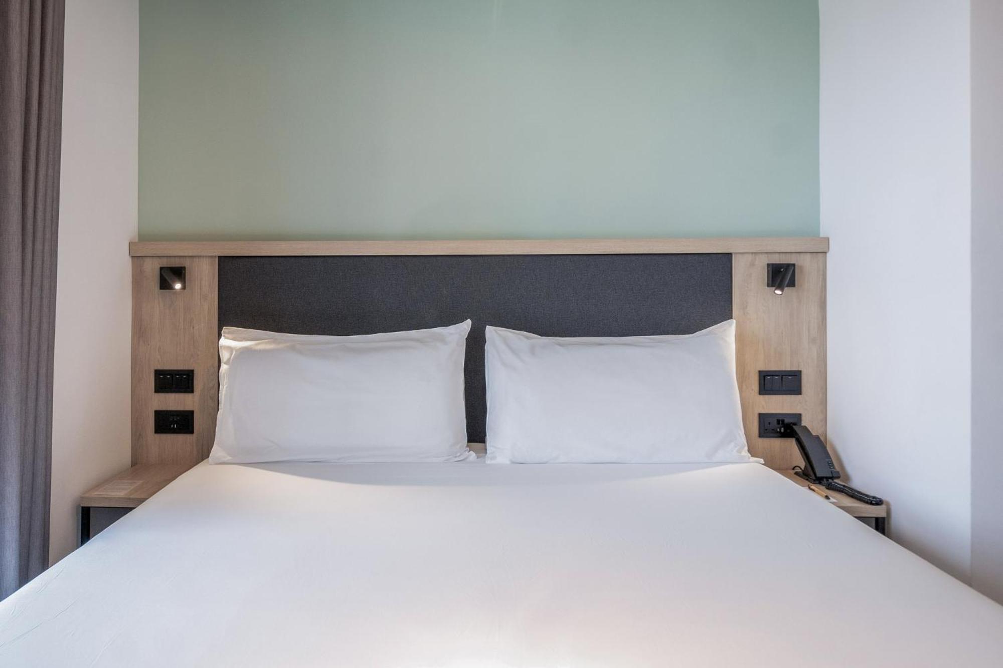 Hotel Mistral St Julian'S, Affiliated By Melia Saint Julian's Bagian luar foto